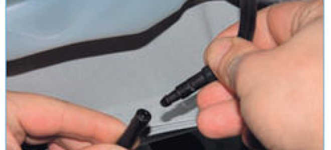 Как снять бачок омывателя форд фокус 2